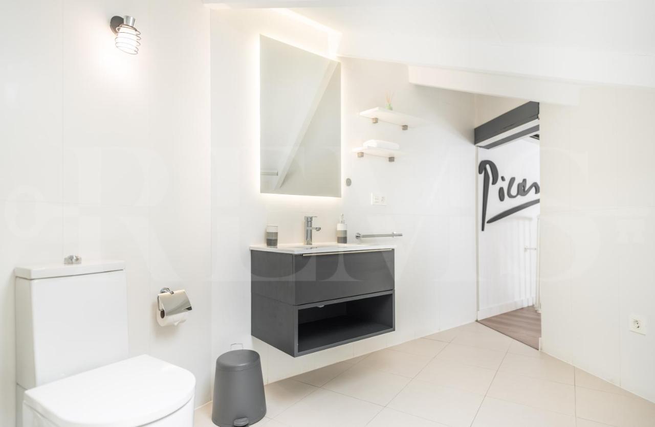 Appartamento Inviting Duplex In Front Of Picasso Museum By Rems Málaga Esterno foto