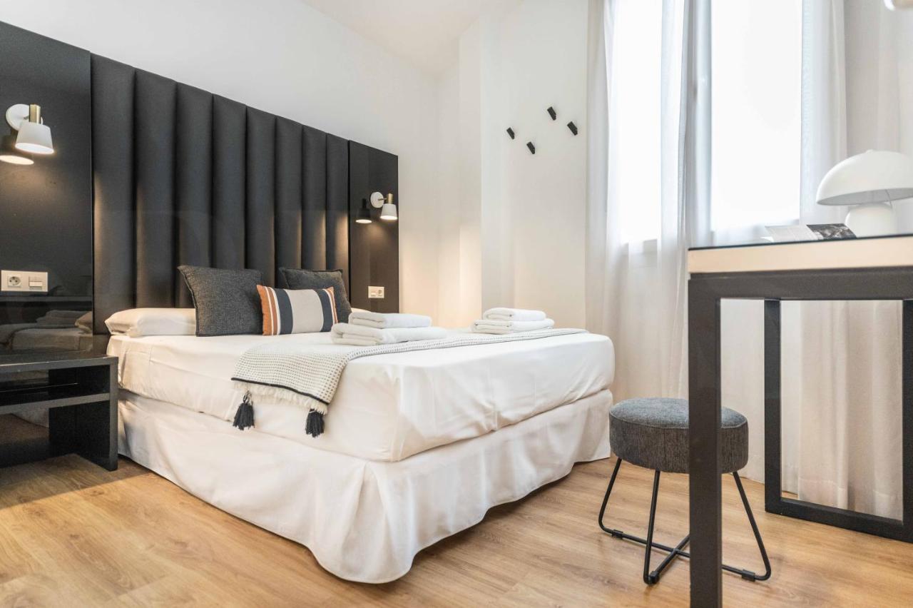 Appartamento Inviting Duplex In Front Of Picasso Museum By Rems Málaga Esterno foto